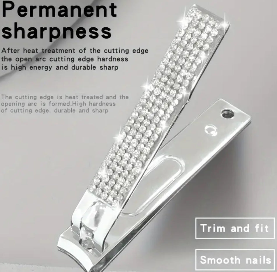 Blingy toenail clippers!