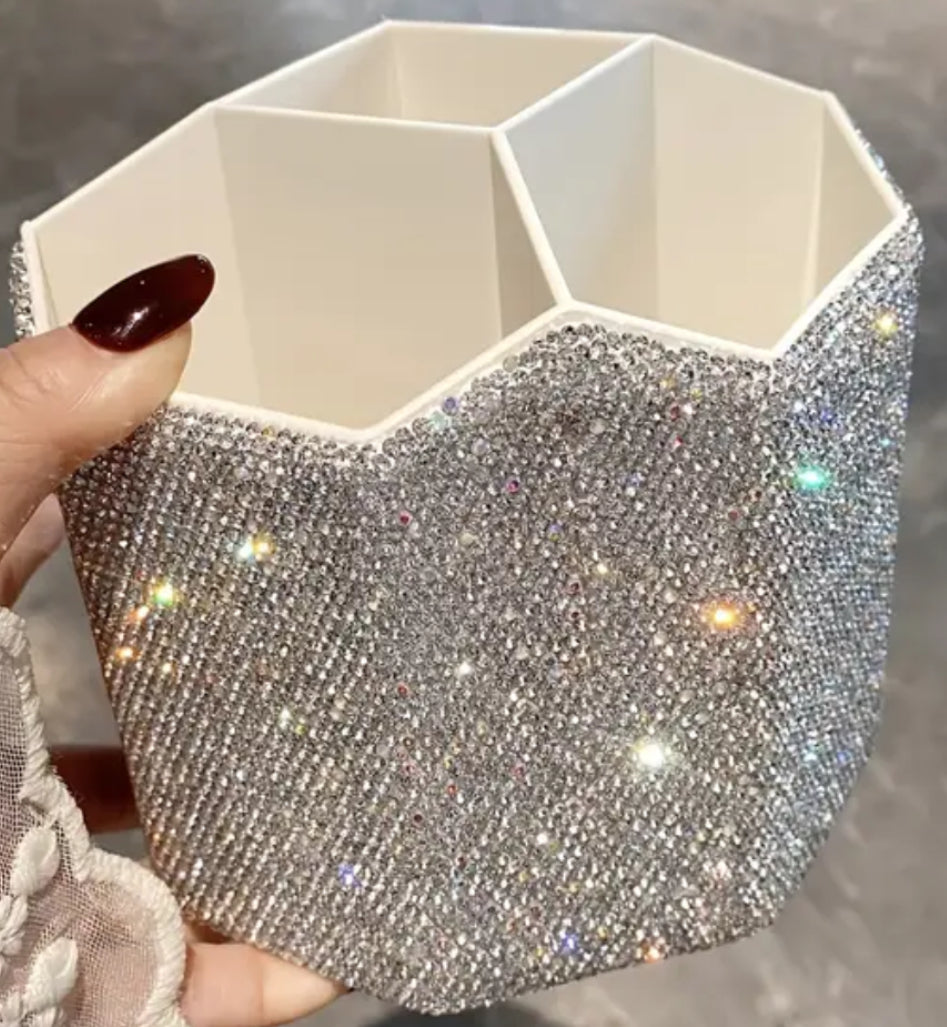 Glam Style Rotating Cosmetic Organizer Box!