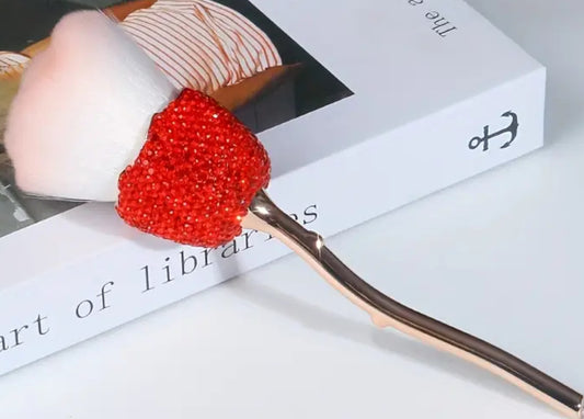 Rose-Shaped Makeup Brush with Sparkling Rhinestones!
