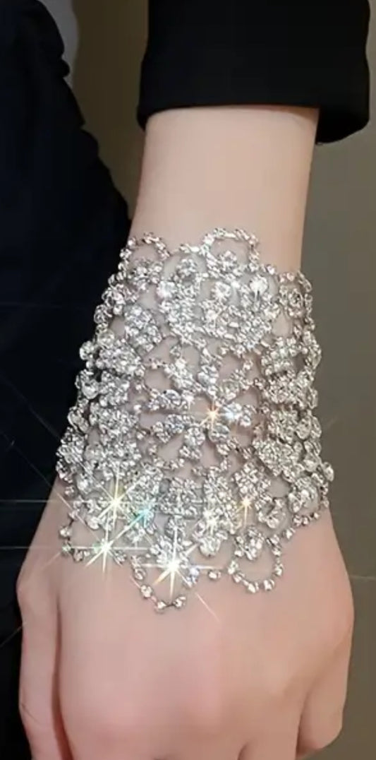 Spectacular diamond sparkle bracelet!